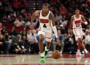 开云平台-火箭队逆转击败人，保持不败记录的简单介绍