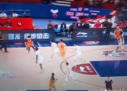 开云体育-包含欧预赛比赛裁判慢镜头重播，争议判罚火热讨论的词条