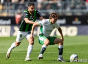 开云下载-瑞典选手突围田径比赛