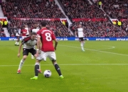 开云体育官方网站-曼联战胜富勒姆晋级英超季后赛，稳步上升