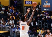 开云APP-美国篮球巨星对决展现绝代风华，球迷热血沸腾，气势如虹