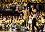 开云体育-关于日本联赛的精彩对决吸引了观众，引发热议的信息