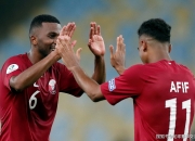 开云体育平台APP-波兰足球备战训练重规矩，全力以赴备战，掌声雷动