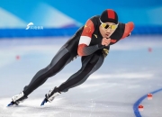 开云体育-运动员实力超群，赛场上一骑绝尘，引发热议