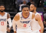 开云体育APP下载-篮球巨星闪耀巴西，纳瓦洛克首次尝试CBA生涯，战绩斐然