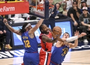 开云体育-关于雷霆主场惨败国王，马刺客场击败掘金，稳步上升的信息