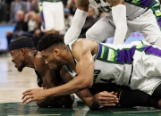 开云体育APP下载-爵士逆转广州队，字母哥统治全场