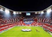 开云体育在线-攻防枢纽！欧冠之夜见证加维如何用奔跑撕裂防线