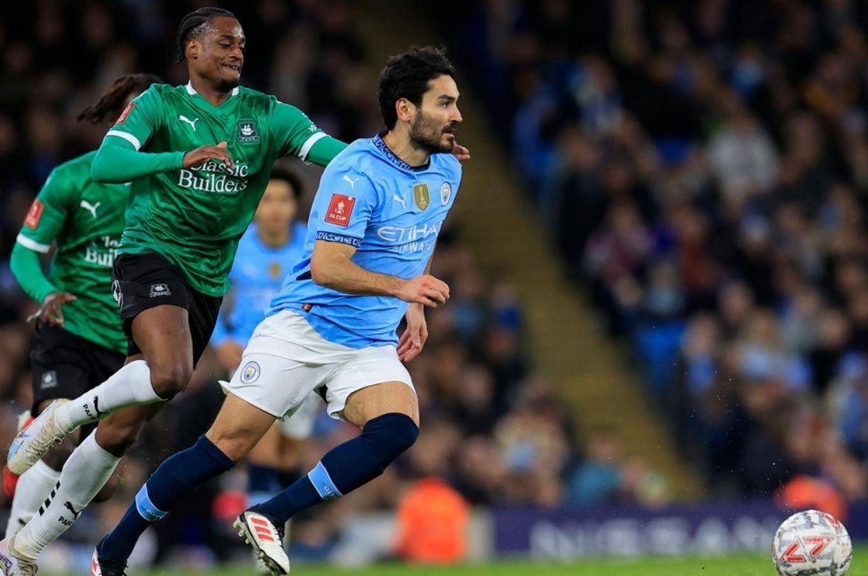 京多安帽子戏法,曼城大胜对手,欧冠疯狂轰炸 京多安帽子戏法,曼城大胜对手,欧冠疯狂轰炸