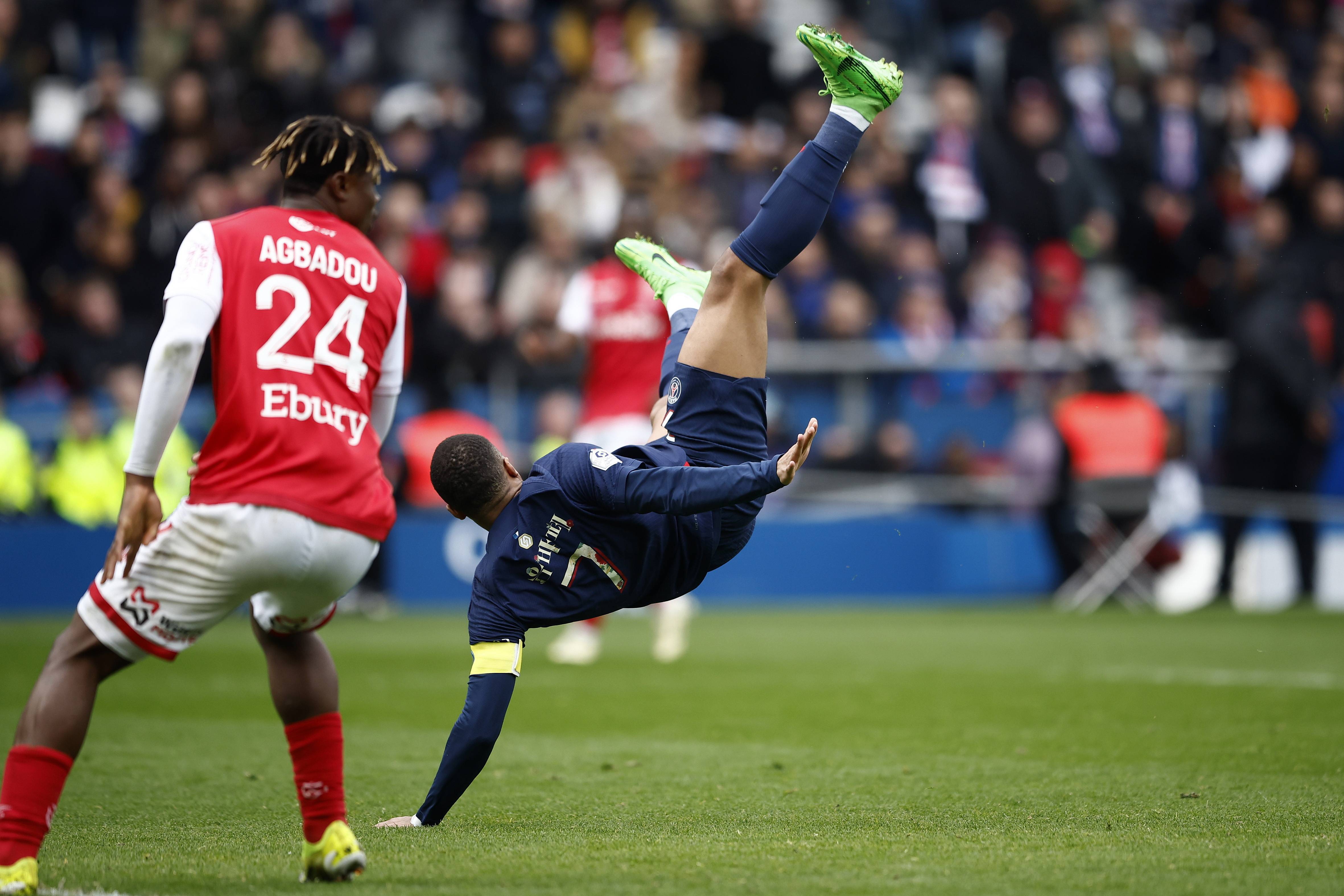 巴黎圣日耳曼队在国际赛事中铩羽而归的简单介绍