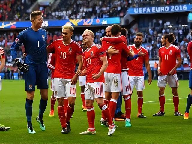 白俄罗斯客场大胜,锁定欧洲杯资格 白俄罗斯客场大胜,锁定欧洲杯资格