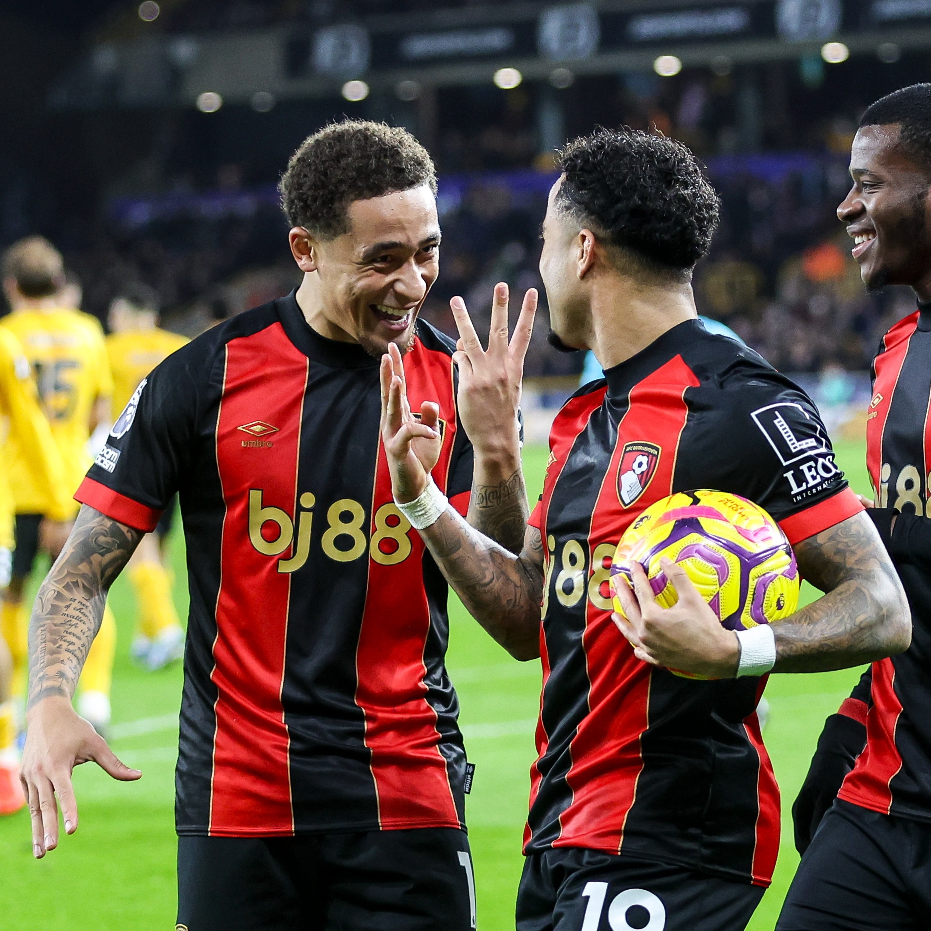 关于荷兰新星崭露头角,荣获本场比赛最佳球员的信息 关于荷兰新星崭露头角,荣获本场比赛最佳球员的信息