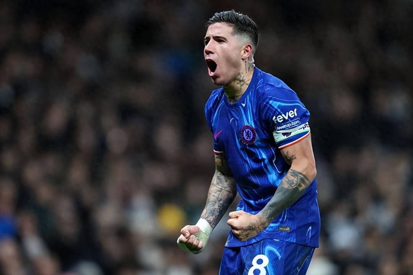 切尔西胜出过程中出现争议，球队表现遭质疑