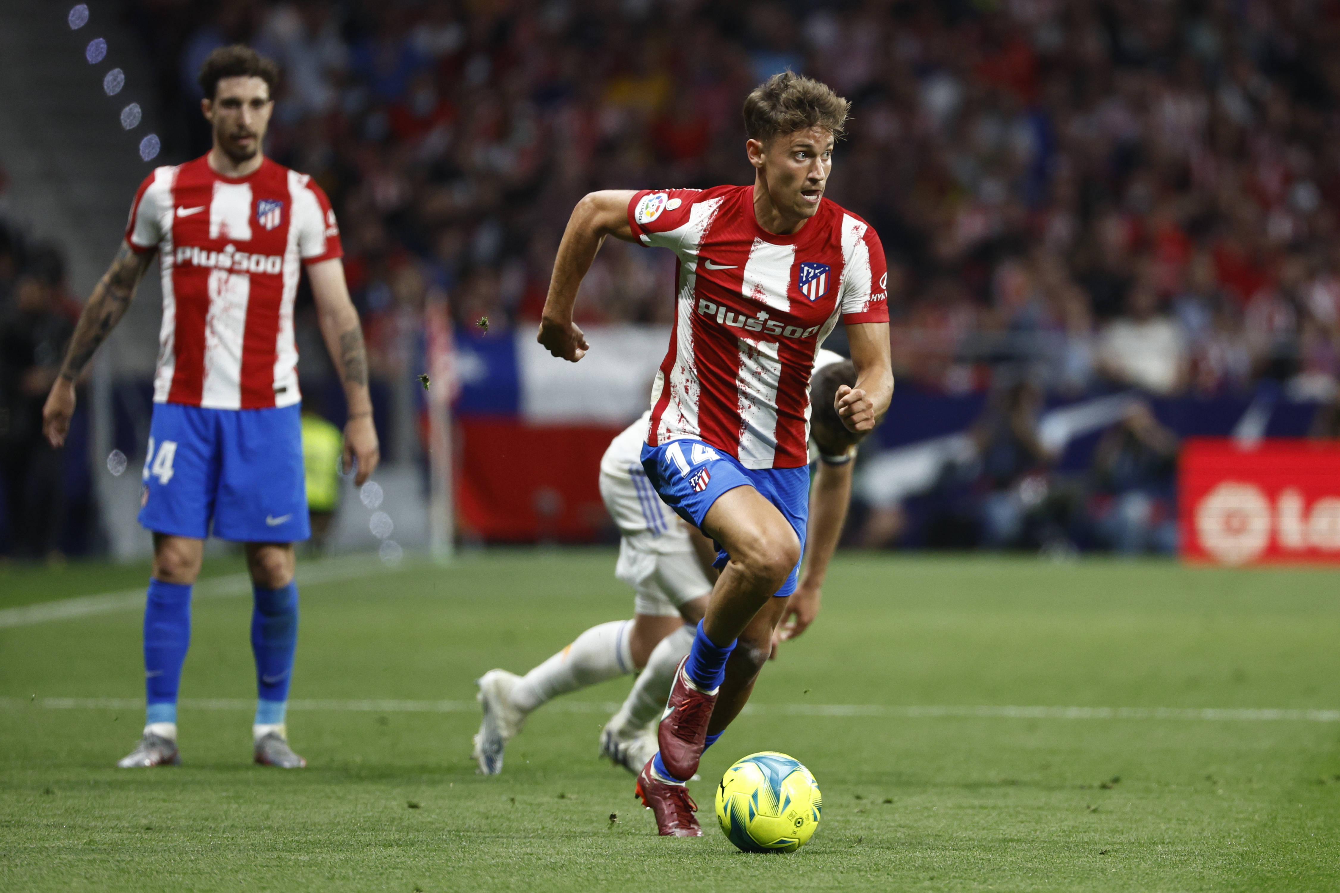 马德里德比再现，竞技献上精彩对决的简单介绍