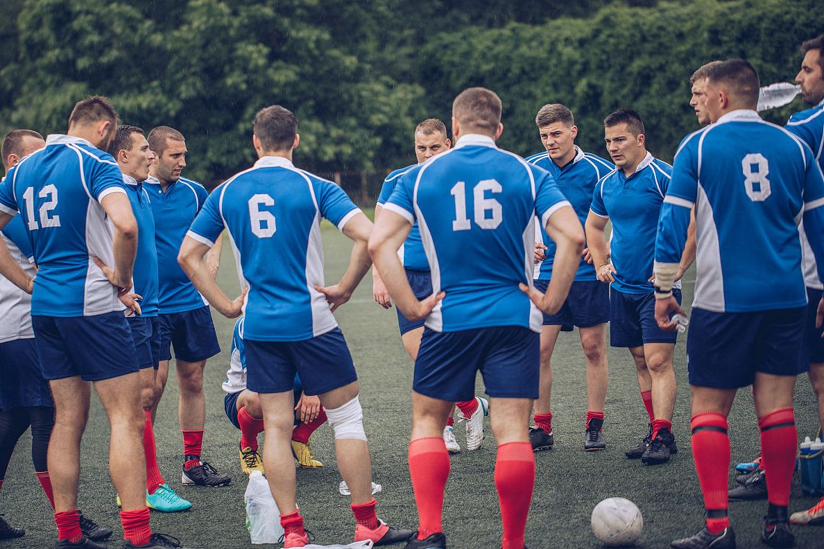 包含南美足球豪门争霸,四方来势汇聚激战一触即发的词条