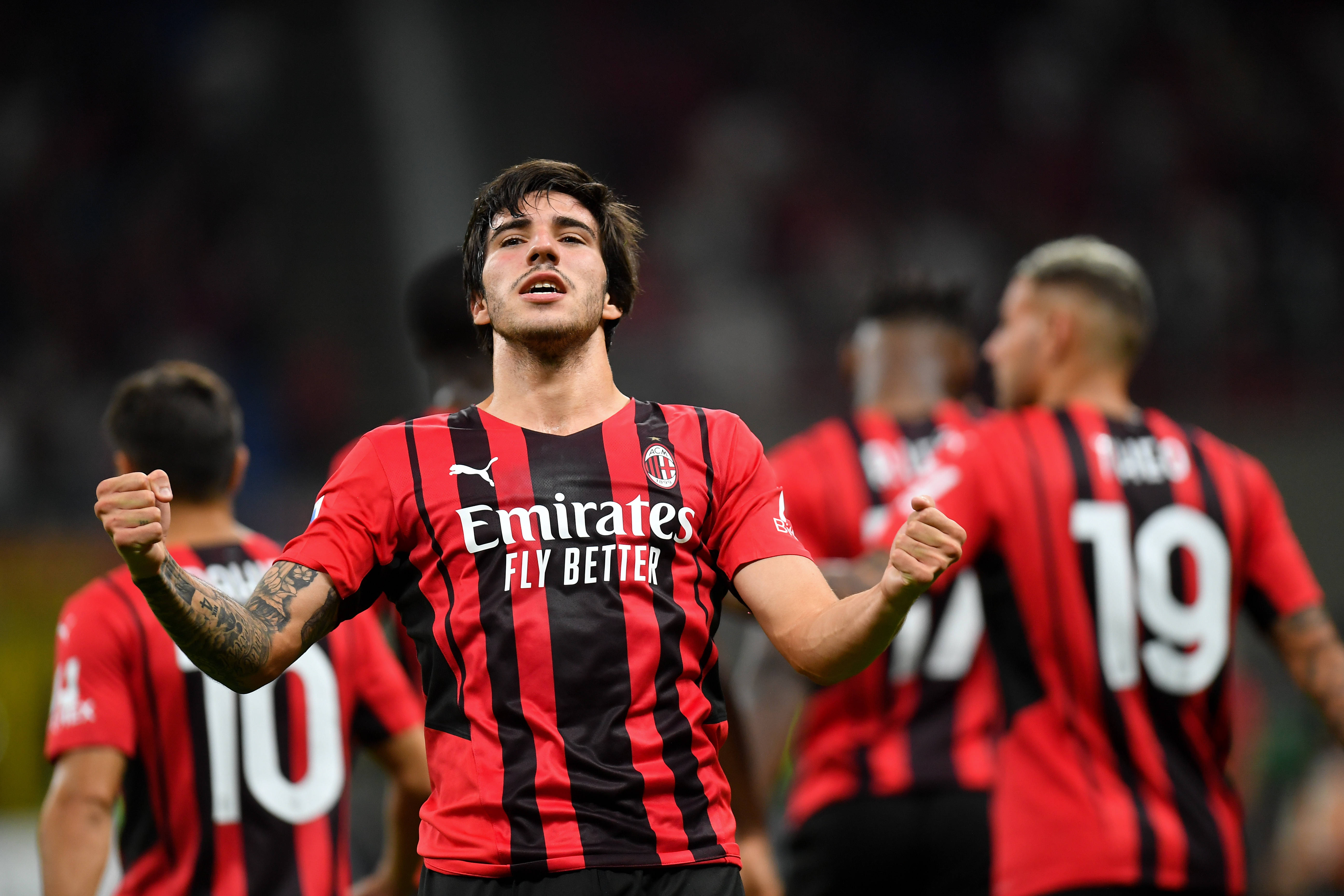 AC米兰遭遇重大挑战：面对热那亚能否取胜？的简单介绍