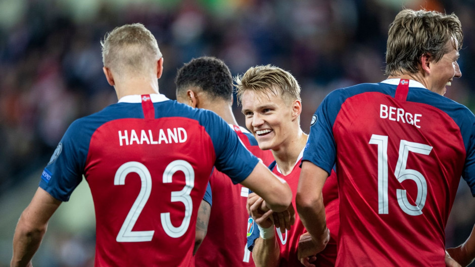 挪威队连胜，晋级欧国联赛半决赛