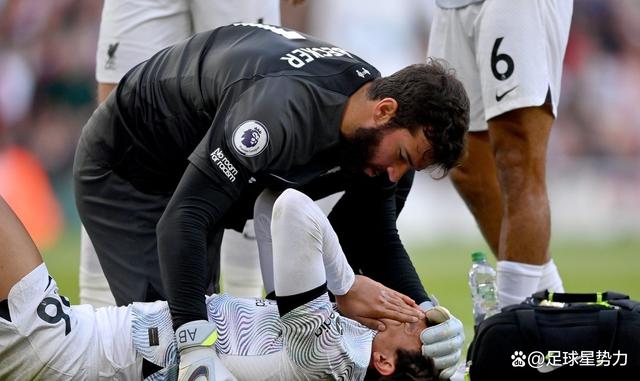 包含利物浦王牌受伤再次疑似复发，球迷心痛万分！的词条