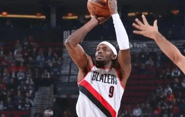 包含开拓者队主场击败国王队，利拉德砍下+稳赢比赛的词条