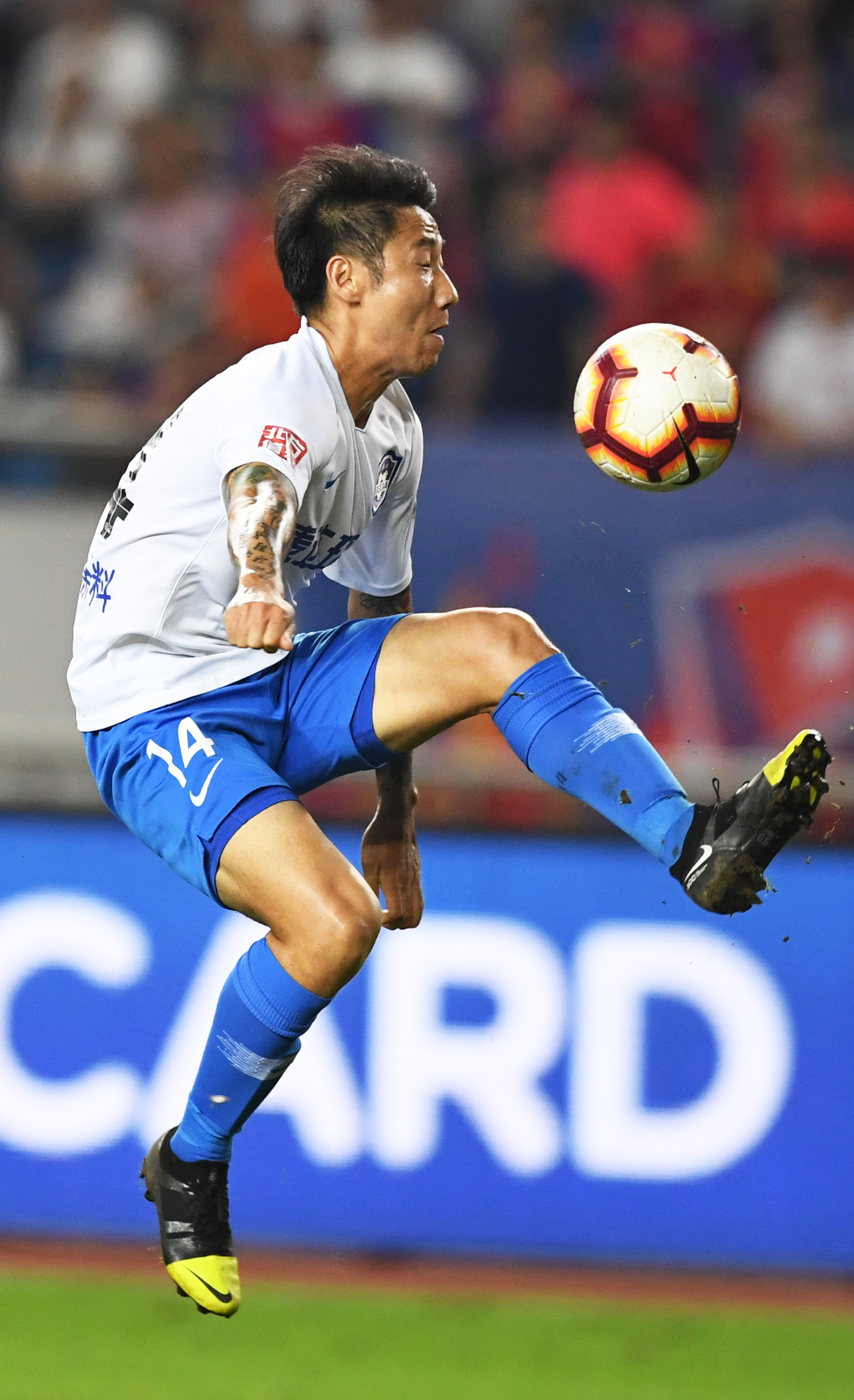 关于重庆斯威主场大胜天津泰达,迎来联赛开门红的信息 关于重庆斯威主场大胜天津泰达,迎来联赛开门红的信息