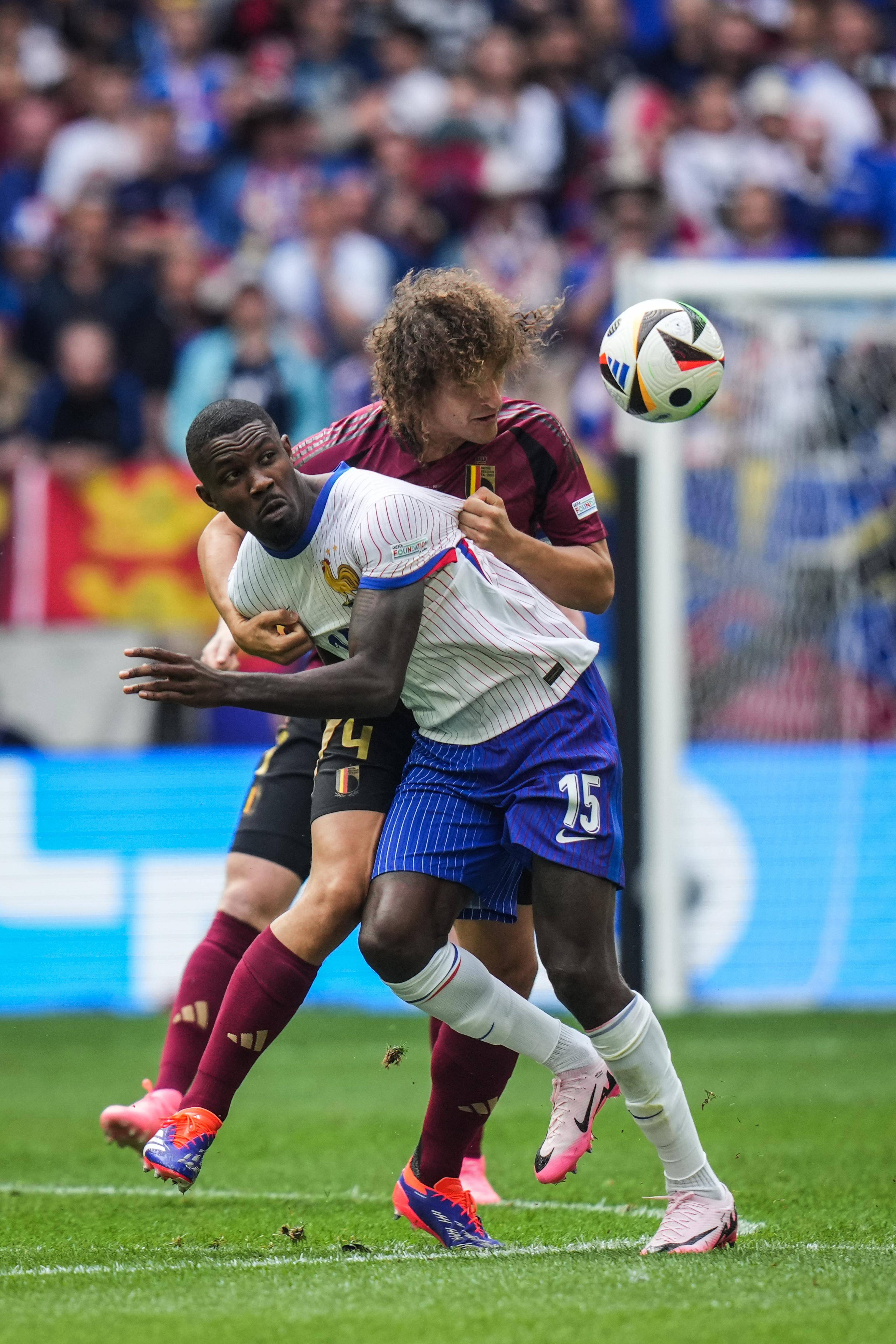 著名球队在欧洲国家杯比赛中表现出色