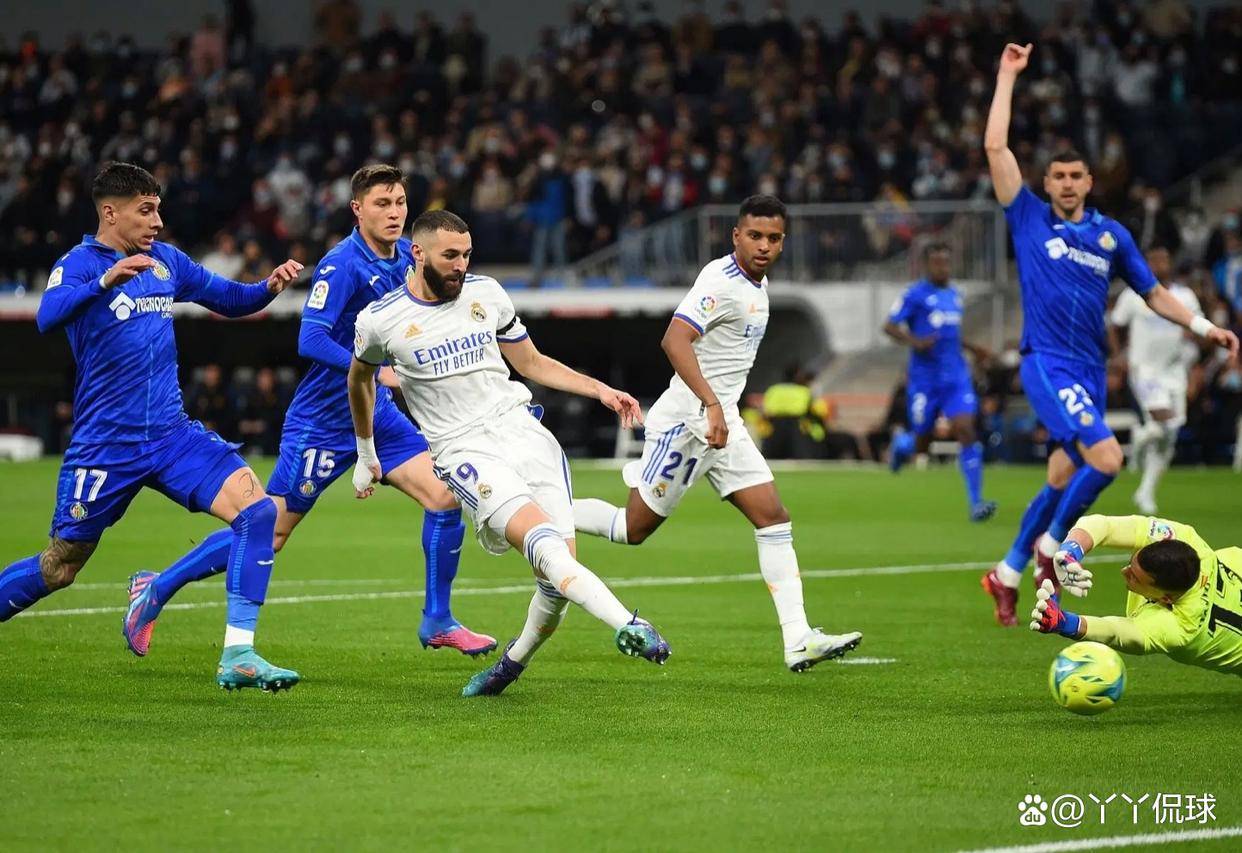 皇家马德里球员奋力反击晋级西甲联赛半决赛 皇家马德里球员奋力反击晋级西甲联赛半决赛