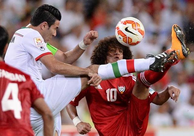 包含西亚球队惊险淘汰，实力不容小觑的词条