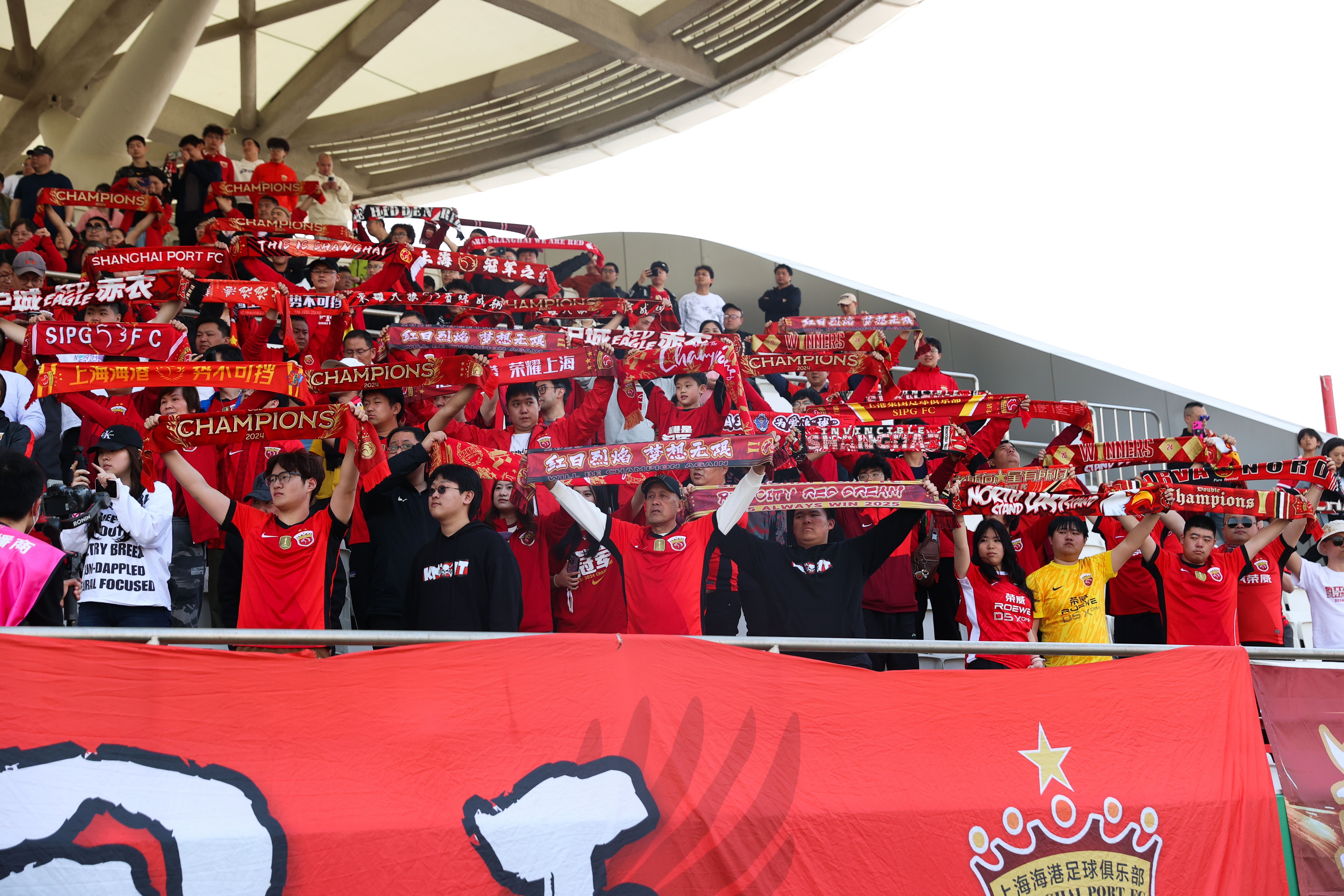 国际踢球盛事将为球迷带来无限欢乐和激动