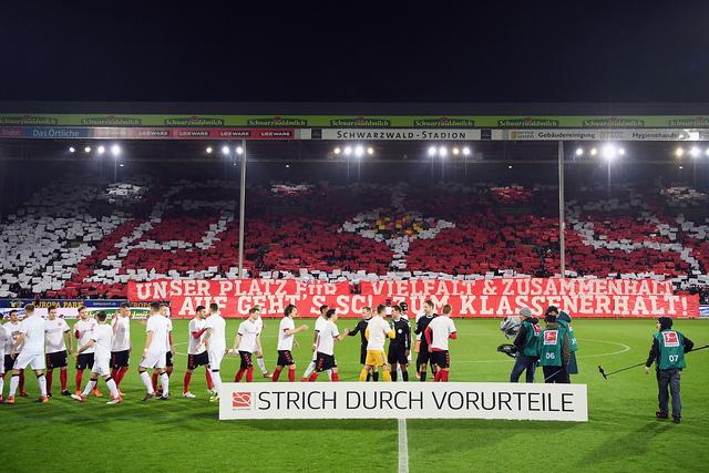 关于斯图加特主场不敌对手，痛失三分的信息