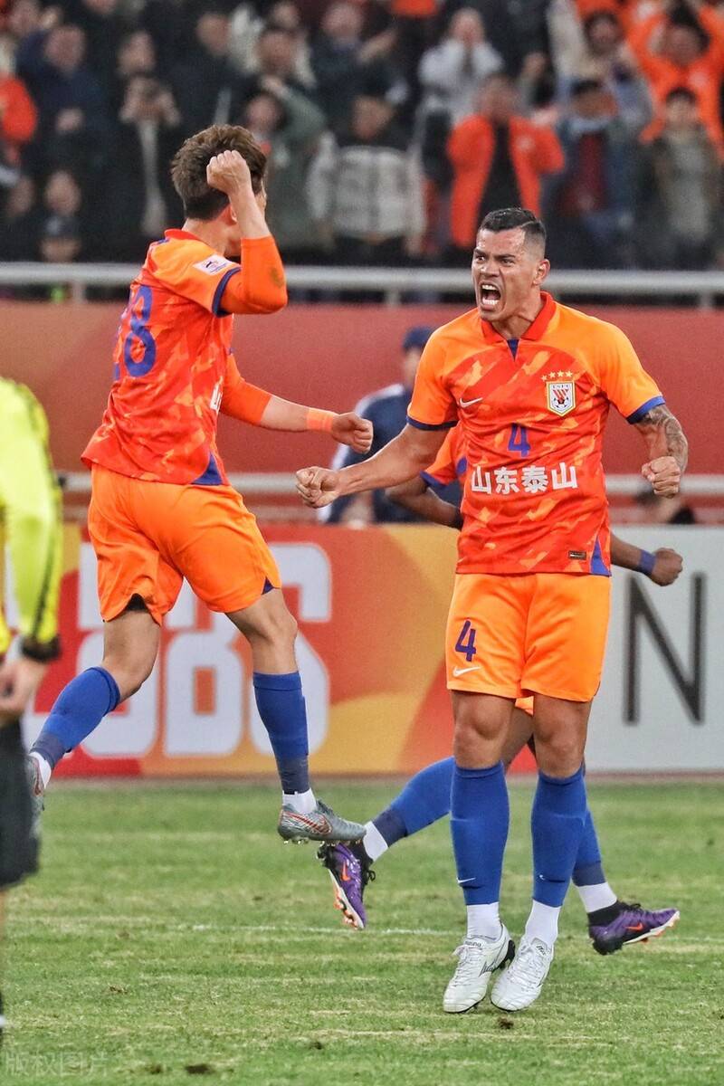 包含山东鲁能vs天津天海仍需斩获胜利的词条