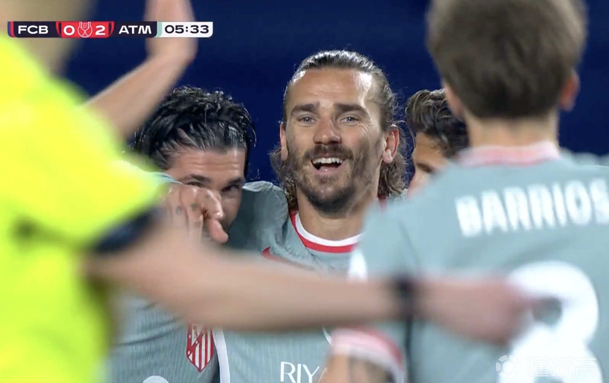 关于巴塞罗那客场战平马赛，格列兹曼破门帮助球队拿分的信息