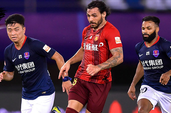 包含卡尔德克梅开二度,上港客场战胜华夏取得胜利的词条 包含卡尔德克梅开二度,上港客场战胜华夏取得胜利的词条