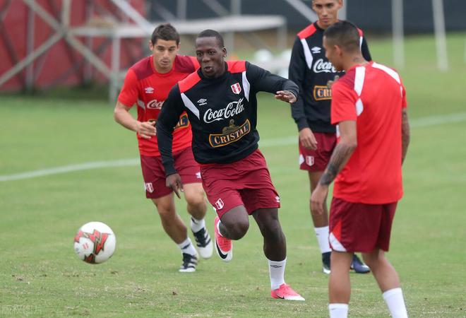 委内瑞拉女足大胜秘鲁,晋级决赛 委内瑞拉女足大胜秘鲁,晋级决赛