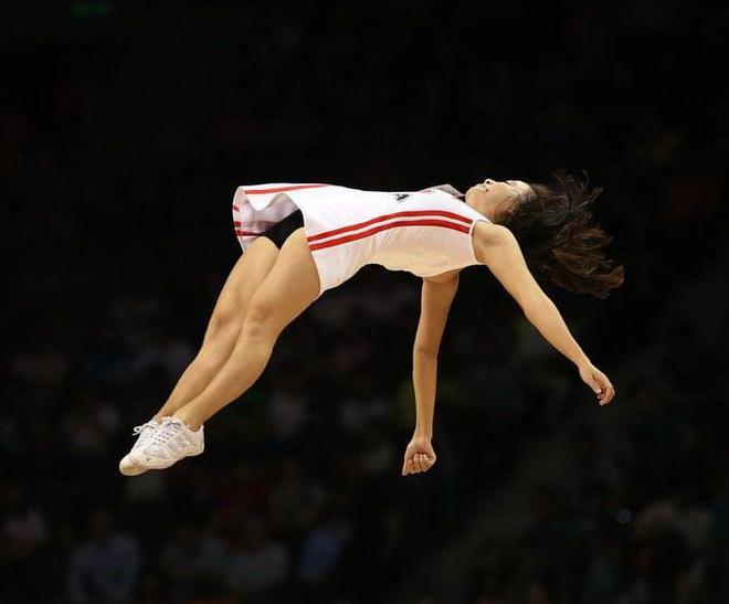 包含队伍实力对比悬殊,赛场争奇斗艳的词条 包含队伍实力对比悬殊,赛场争奇斗艳的词条