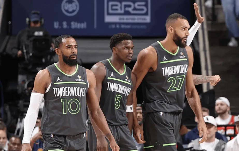 森林狼大胜雄鹿,结束四连败 森林狼大胜雄鹿,结束四连败