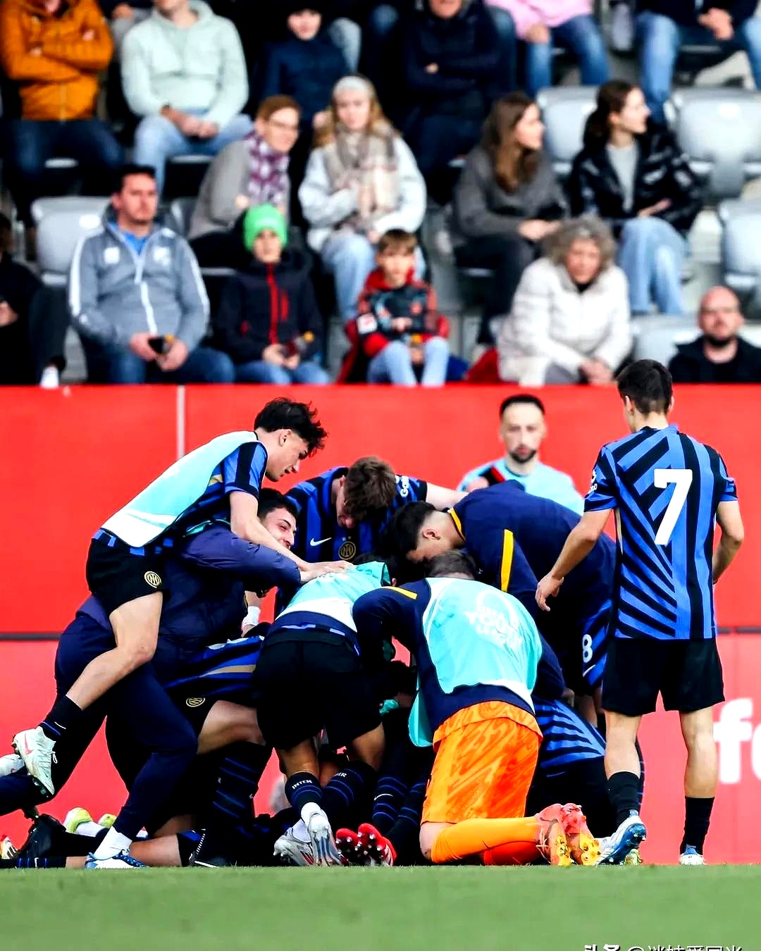 国际比赛中球员间发生激烈争执事件