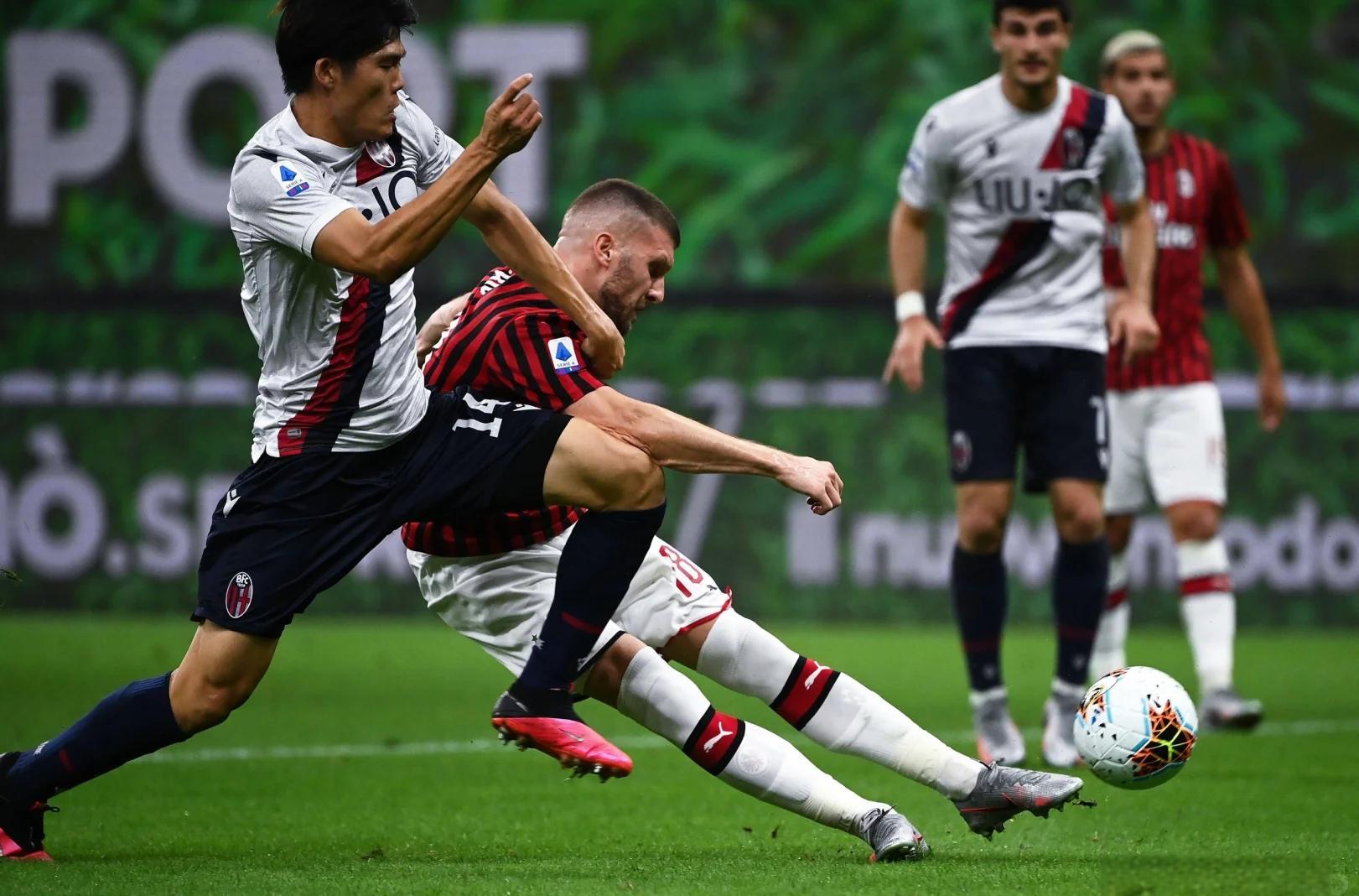 AC米兰笑傲，闯入欧冠半决