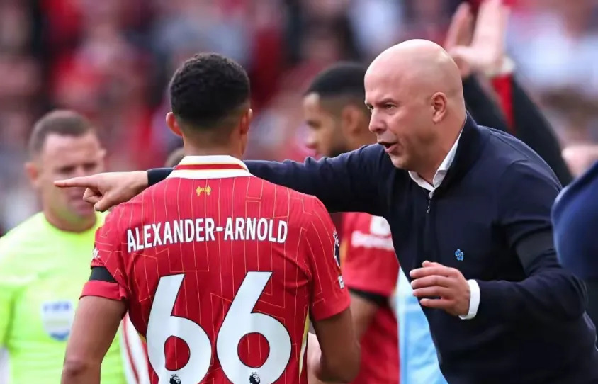 利物浦主帅发布新赛季目标，上赛季表现令人期待，掌声雷动