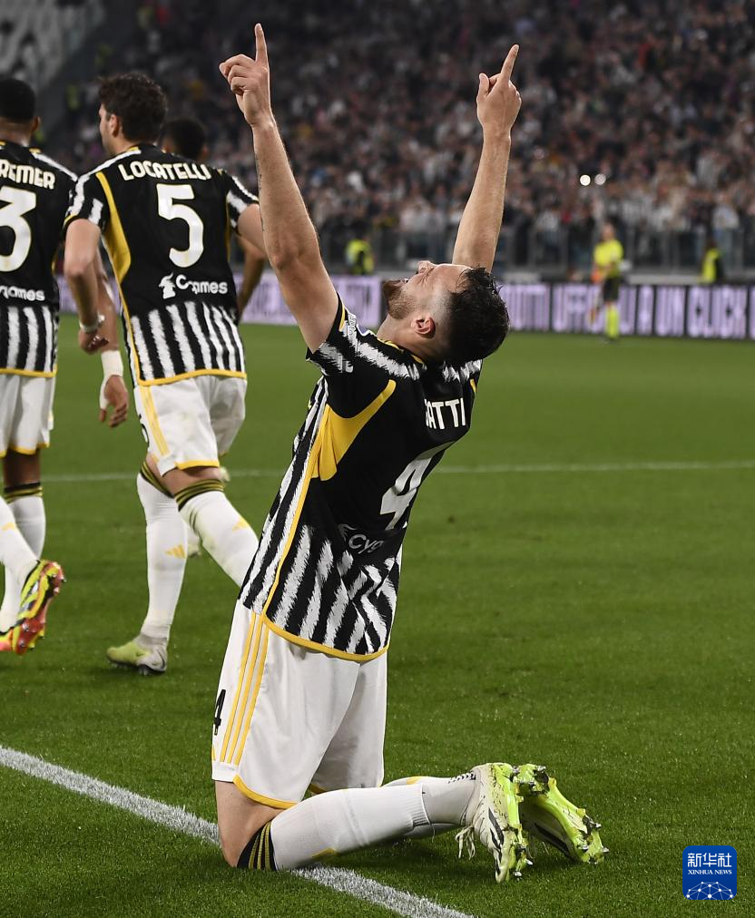 佛罗伦萨主场大胜,闯入意甲前八,表现亮眼的简单介绍 佛罗伦萨主场大胜,闯入意甲前八,表现亮眼的简单介绍