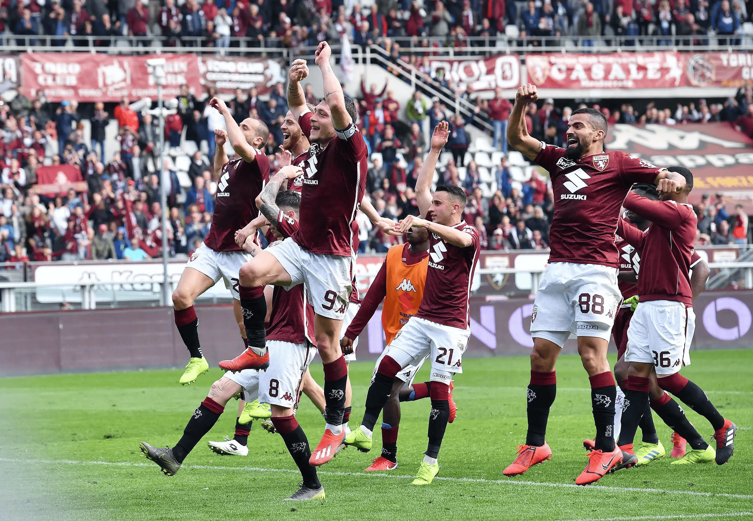 西甲强强对抗，谁能笑到最后？，势不可挡