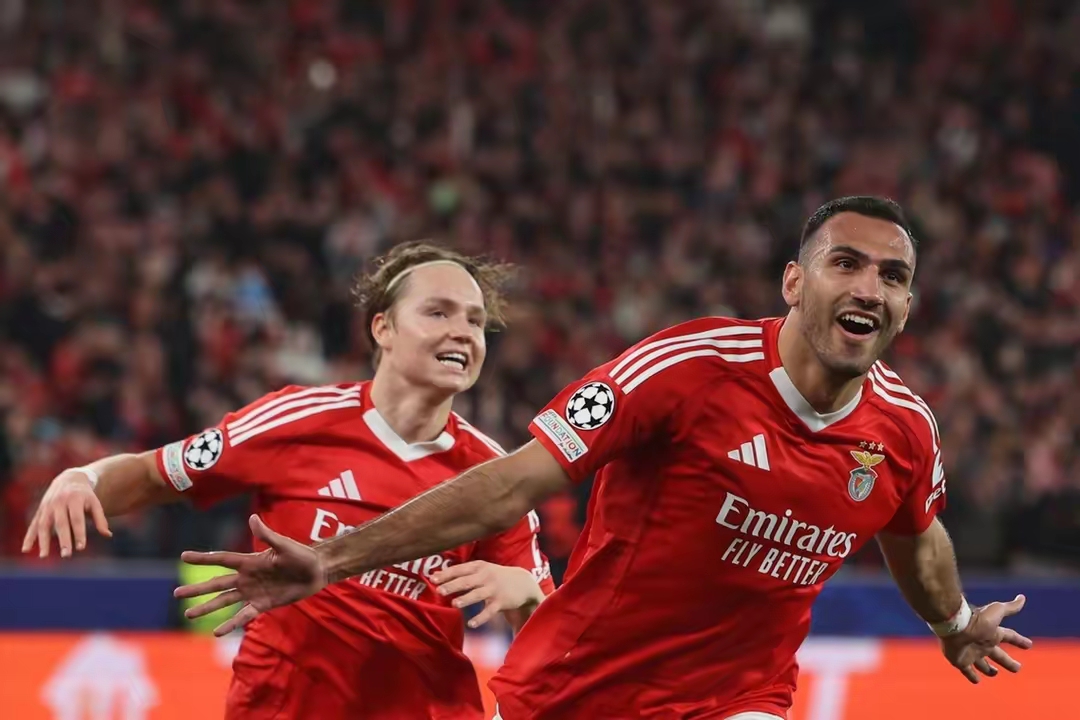 瓦拉多利德客场挑战赫塔菲，欲收获胜利，掌声雷动的简单介绍