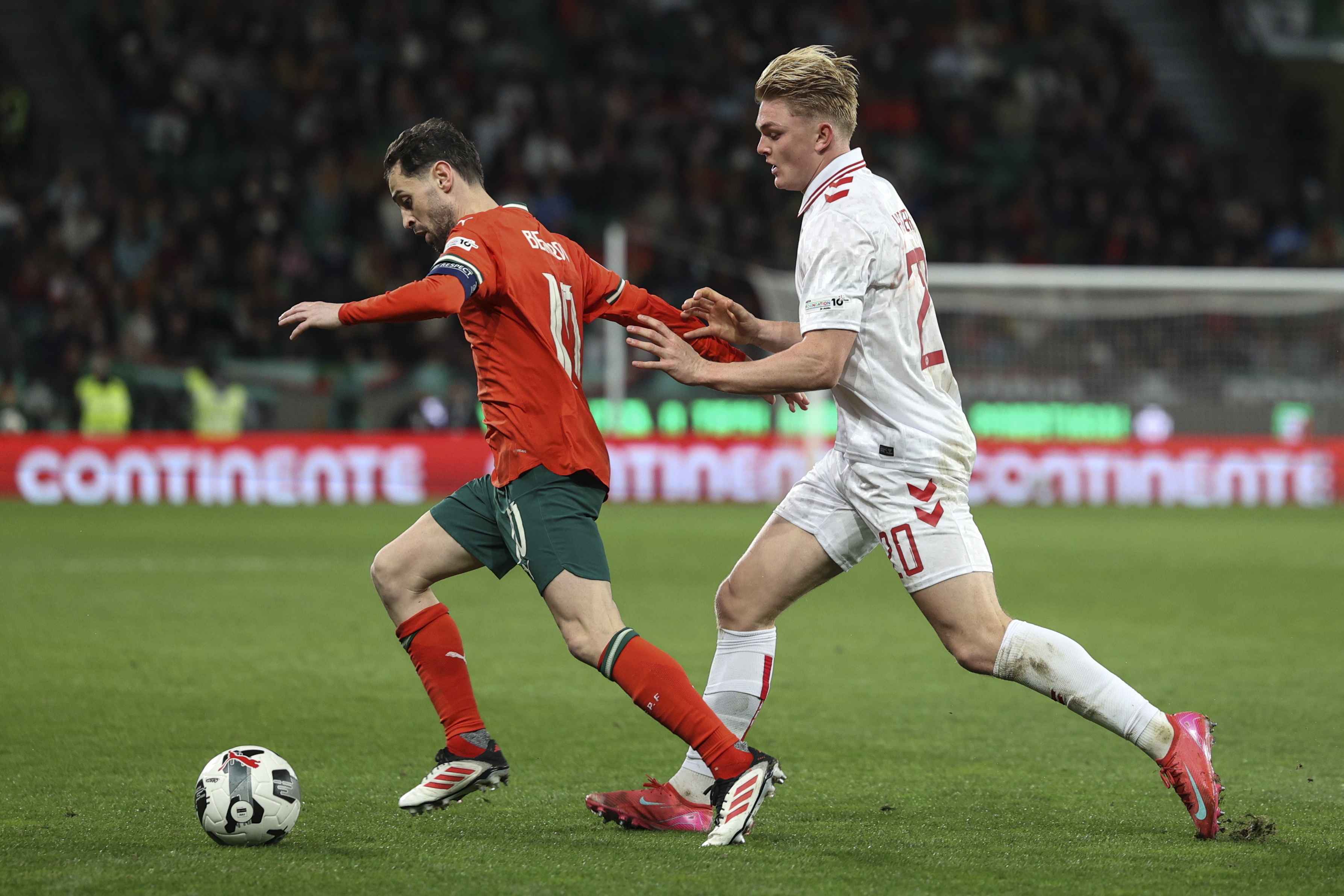 葡萄牙队爆冷输球，小组赛告急，战绩斐然的简单介绍