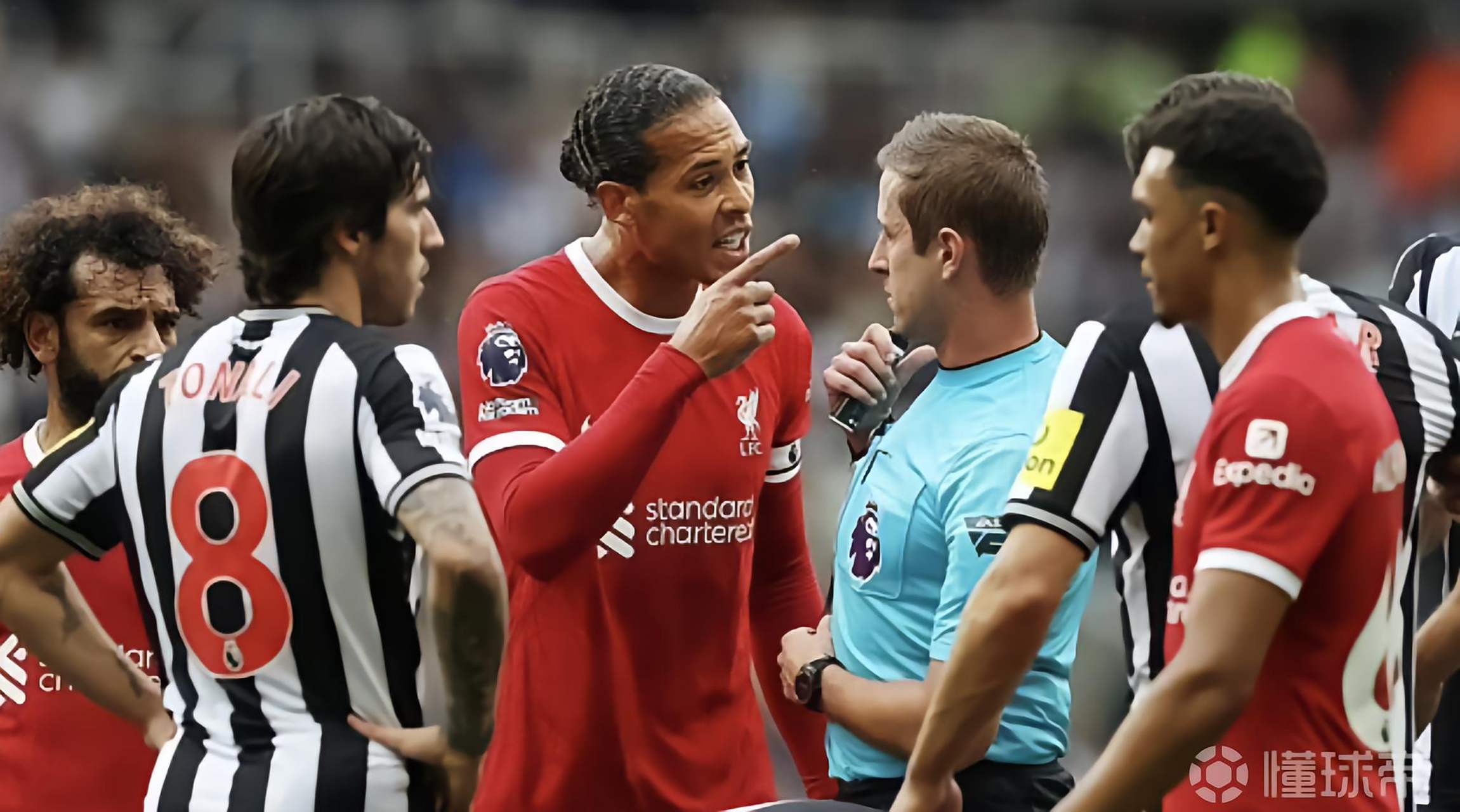 利物浦绝杀逆转！范戴克成英雄，表现亮眼的简单介绍