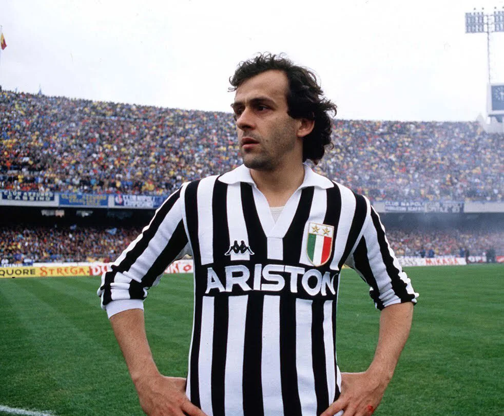 都灵尤文图斯惨败,止步强赛,掌声雷动的简单介绍 都灵尤文图斯惨败,止步强赛,掌声雷动的简单介绍