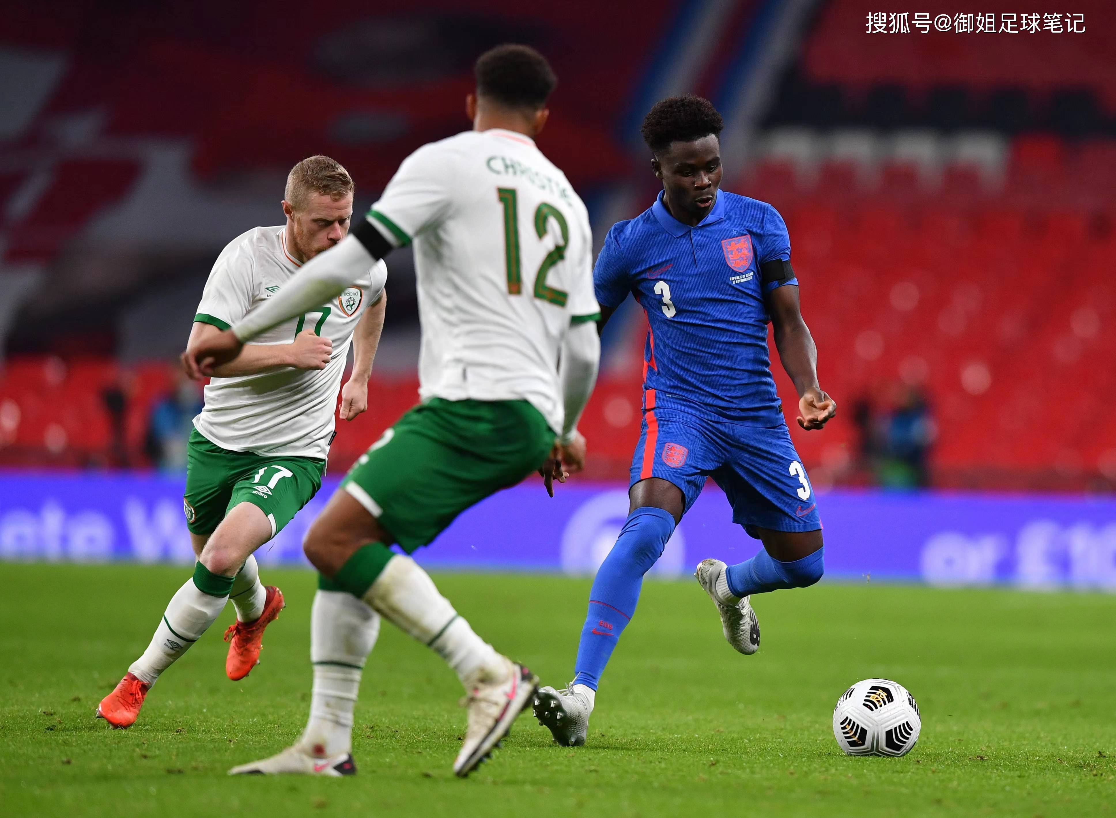 欧预赛/决赛:胜败难分谁将晋级,掌声雷动的简单介绍 欧预赛/决赛:胜败难分谁将晋级,掌声雷动的简单介绍