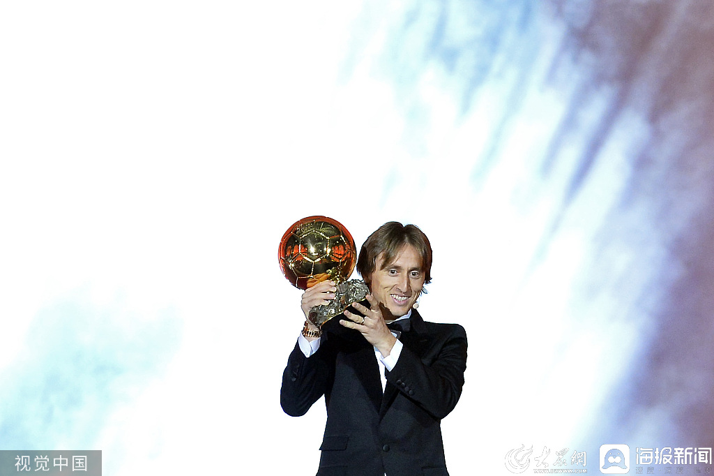 阿根廷篮球联赛决赛即将打响，掌声雷动