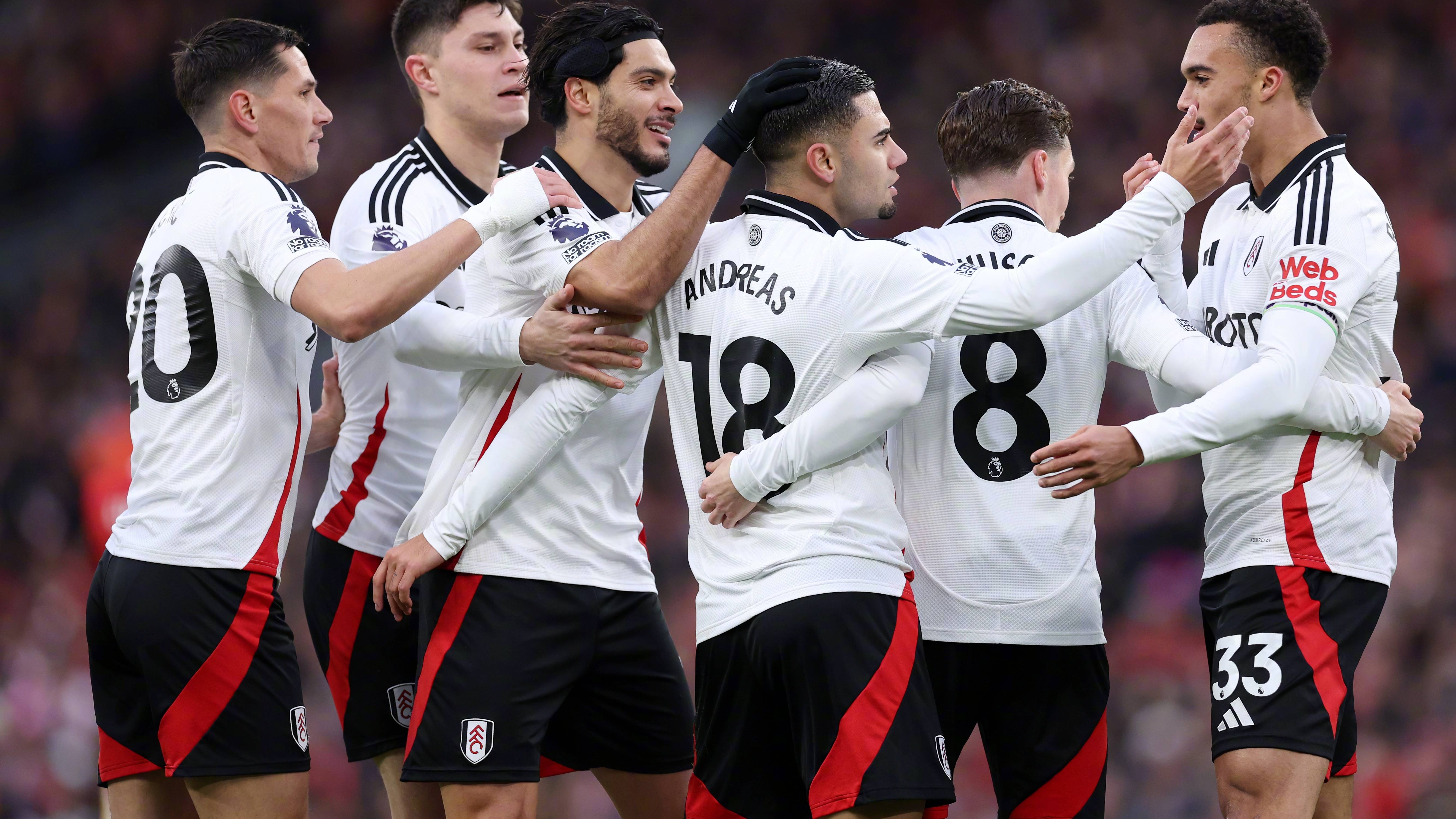 利物浦主场战胜富勒姆,继续领跑积分榜,引发热议的简单介绍 利物浦主场战胜富勒姆,继续领跑积分榜,引发热议的简单介绍