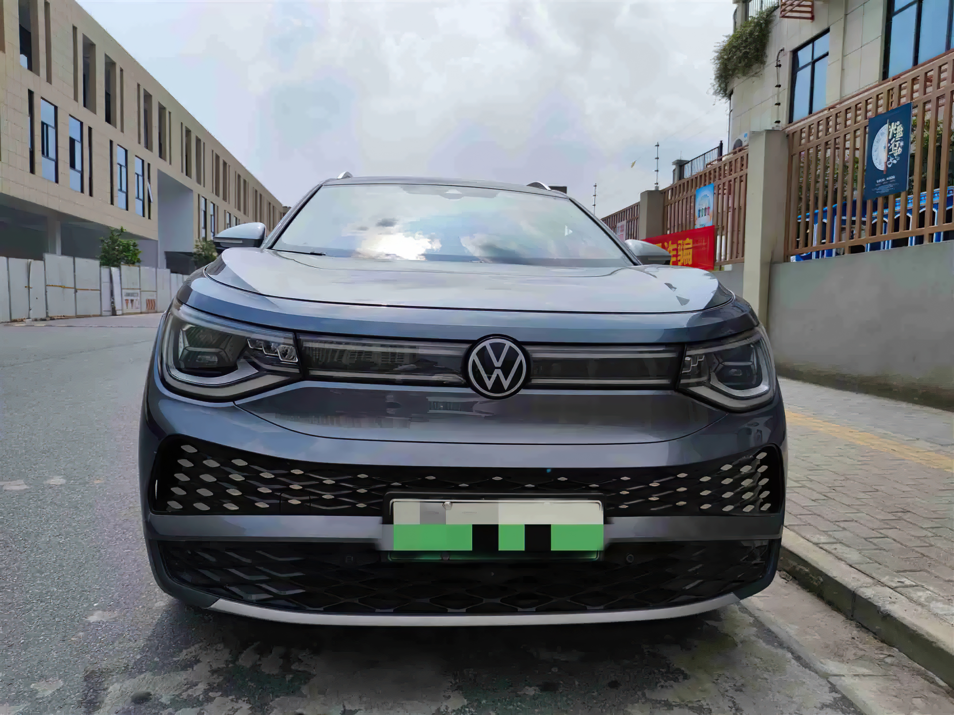 小牛新星冉冉升起，表现强劲挑战西部绝对竞争力，引发热议