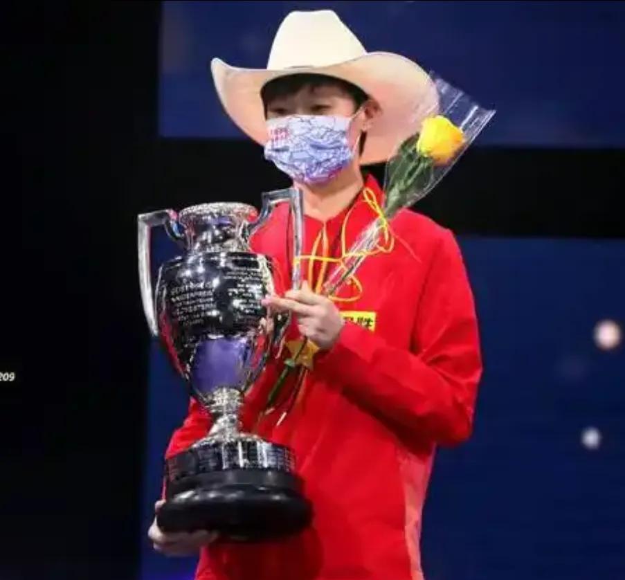 包含瑞典击败俄罗斯，取得女子手球赛冠军，表现亮眼的词条