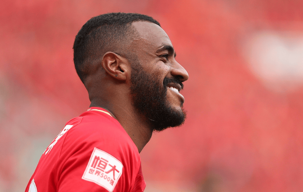 广州恒大挑战连胜纪录,力争打破记录,全场震撼 广州恒大挑战连胜纪录,力争打破记录,全场震撼